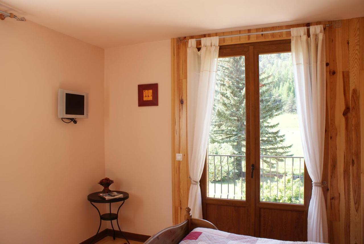 Maison D' Hotes Tranquyl Barcelonnette Exterior foto